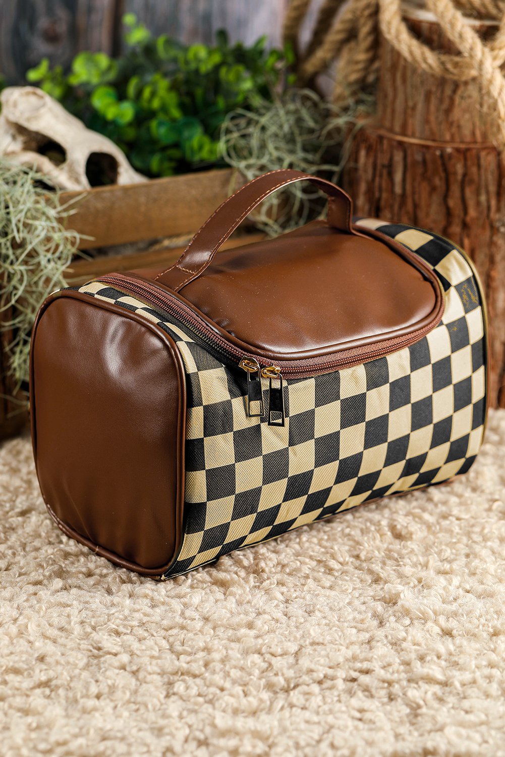 97354396-48dce338087200f5.jpg black checkered pu leather zipper makeup bag