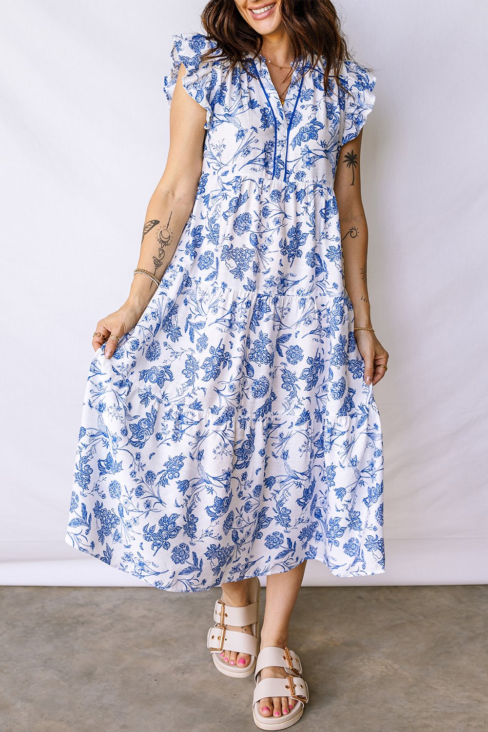 97026982-693d18e8339ef4e8.jpg blue ruffled short sleeve tiered floral midi dress